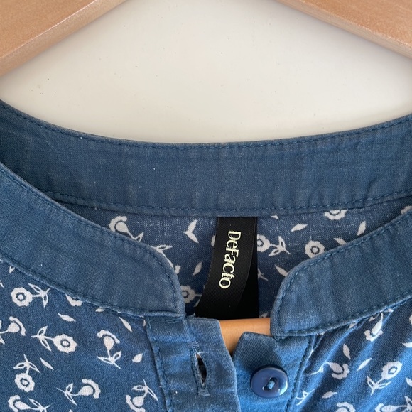 French Blue Cotton Button Front Long Tunic - Picture 5 of 5